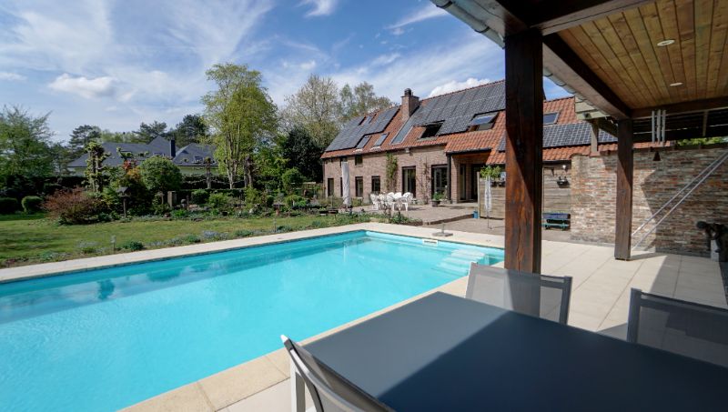 Villa van 270m² met bijgebouw van 100m² op 30 are met openluchtzwembad foto 31