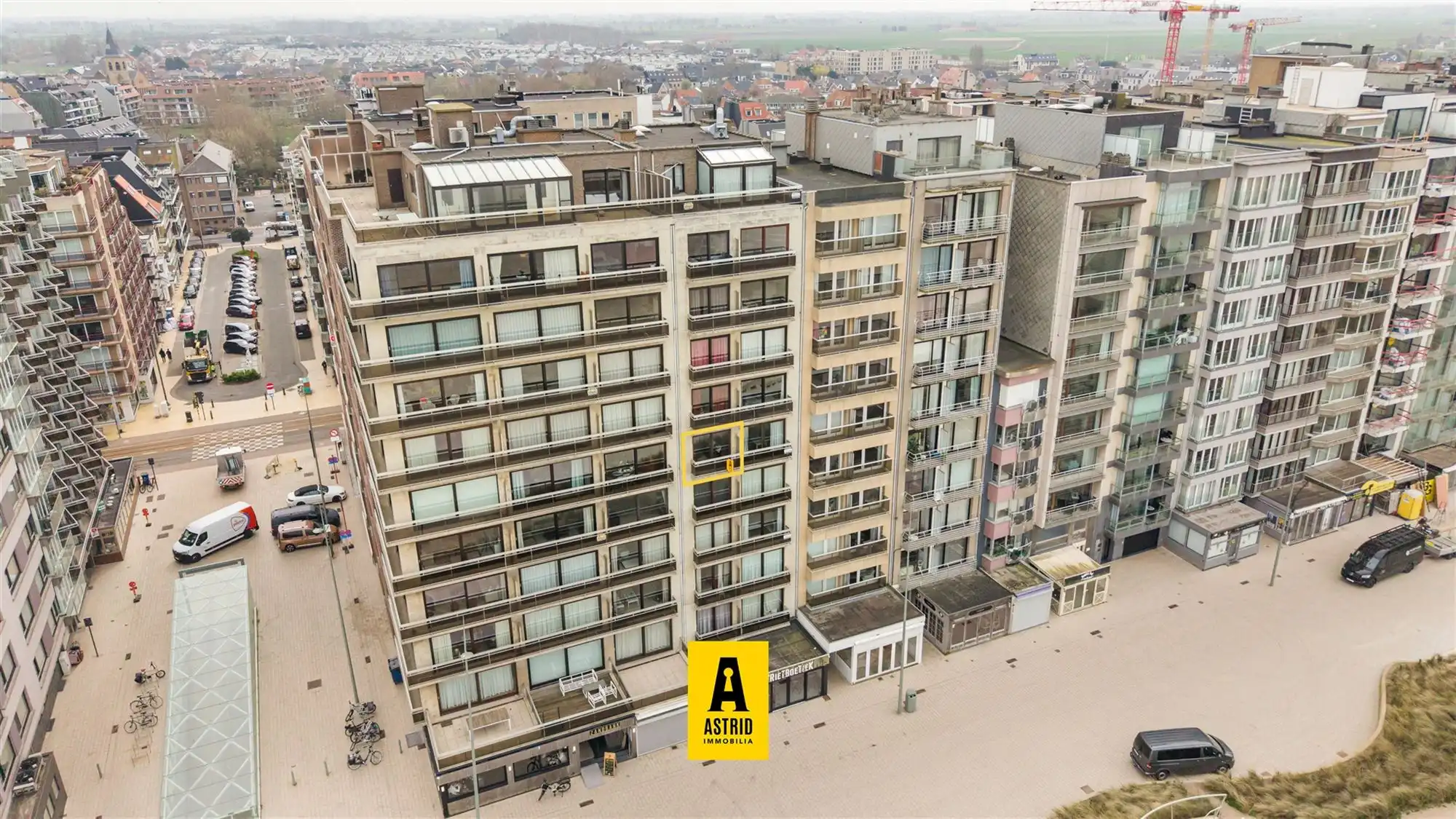 Studio met frontaal zeezicht op topligging! foto 2