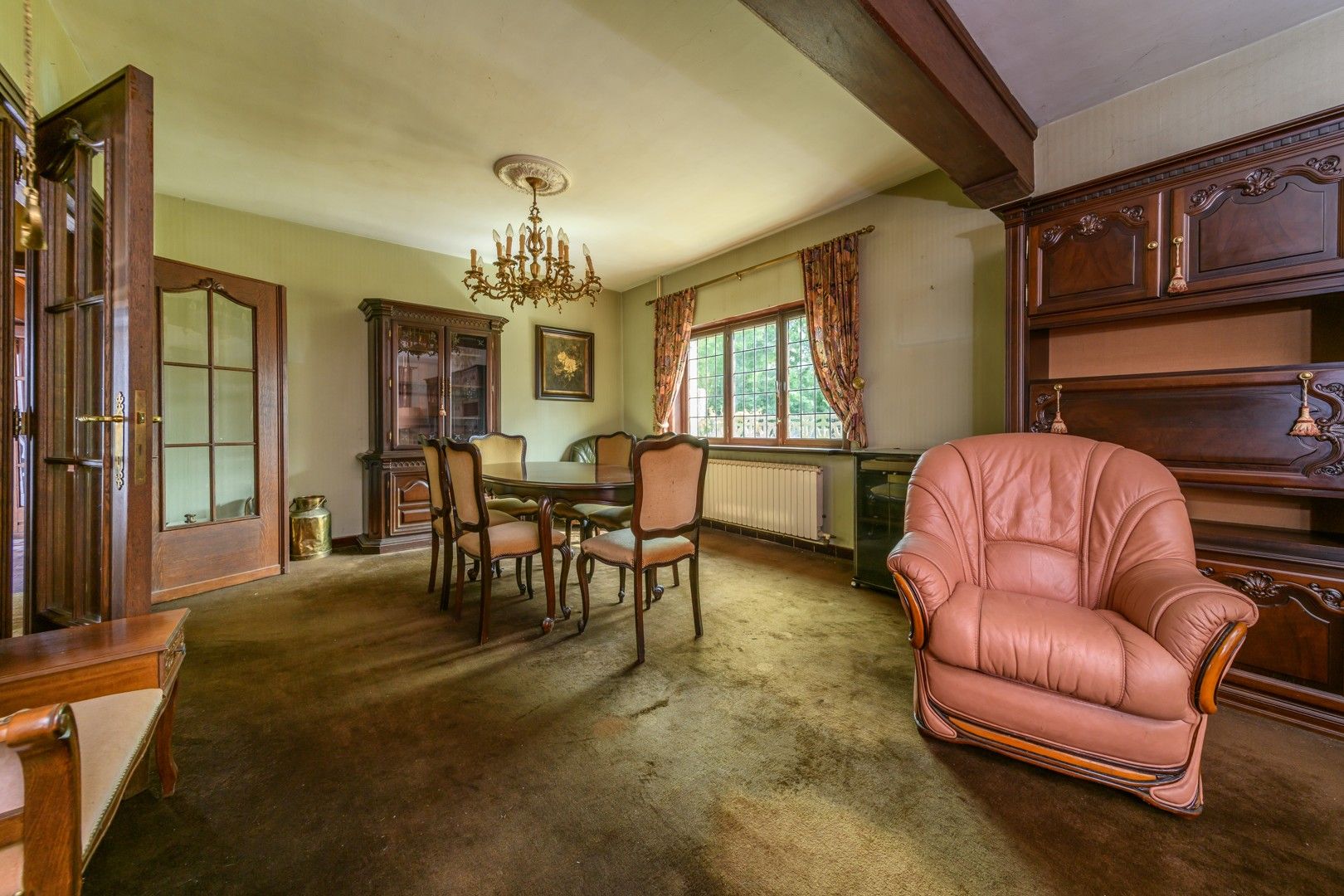 Te renoveren karaktervolle woning te Ternat foto 4