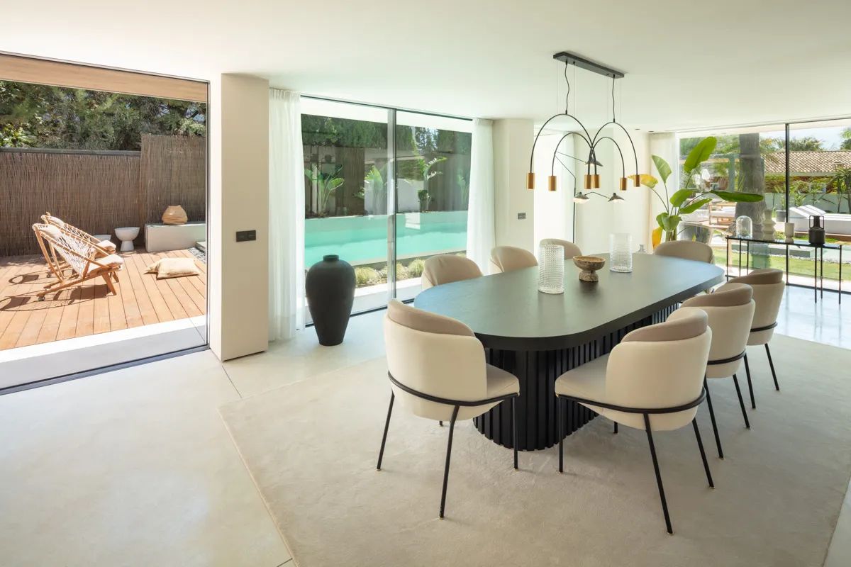Strak, stijlvol en subliem: moderne designvilla in het hart van Nueva Andalucía – luxe leven op topniveau aan de Costa del Sol foto 4