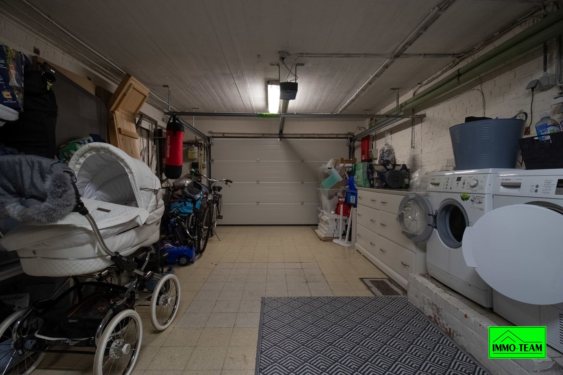 Instapklare gezinswoning met royale woonruimte en luxe  foto 23
