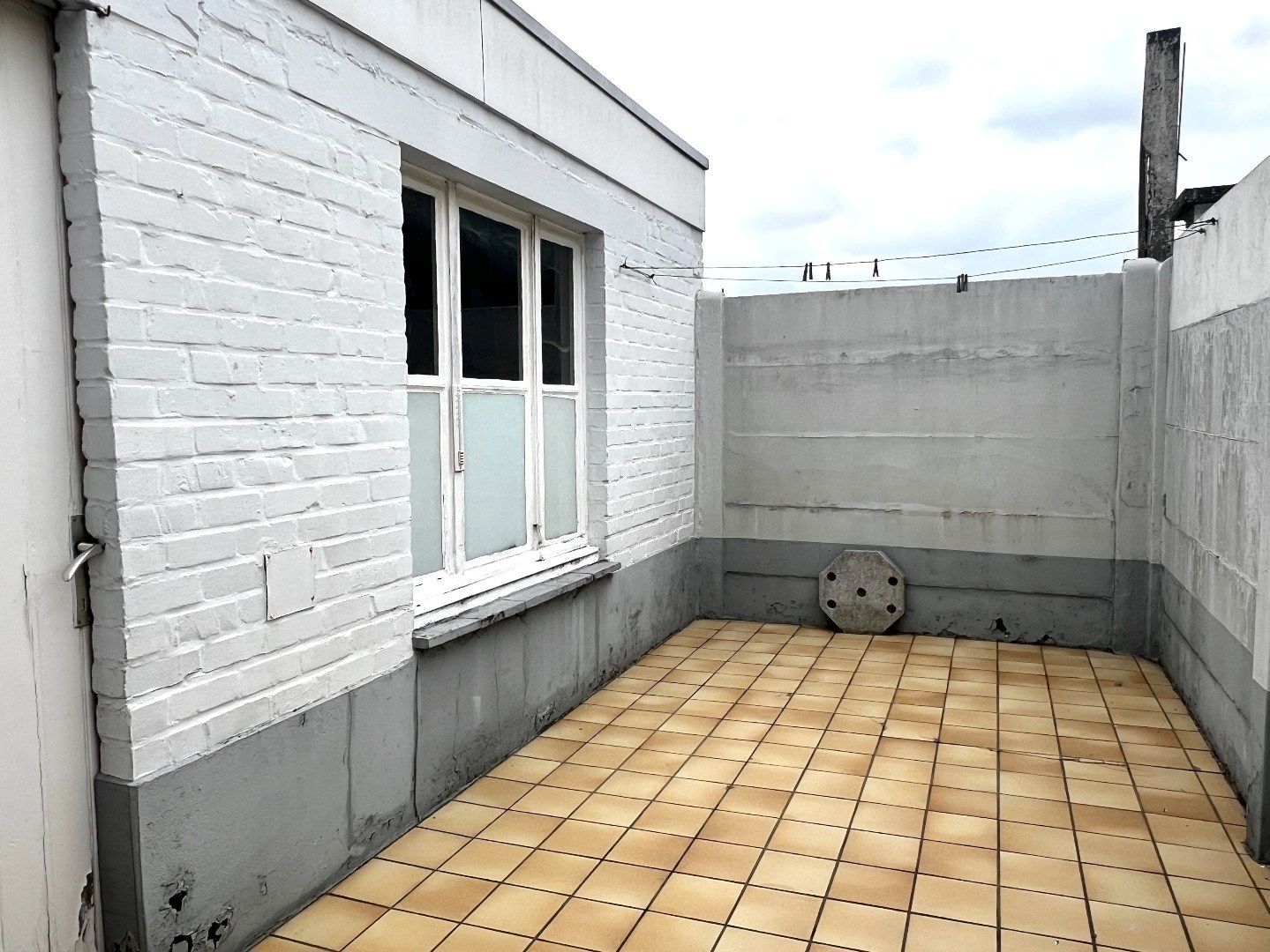 Charmante rijwoning te koop in hartje Harelbeke! – een ideale starterswoning of slimme investering! foto 21