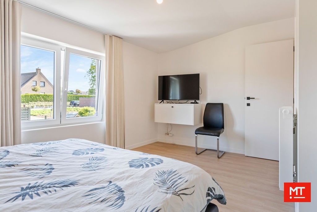Gerenoveerde halfopen woning op het einde van een doodlopende straat te Zonnebeke foto 18