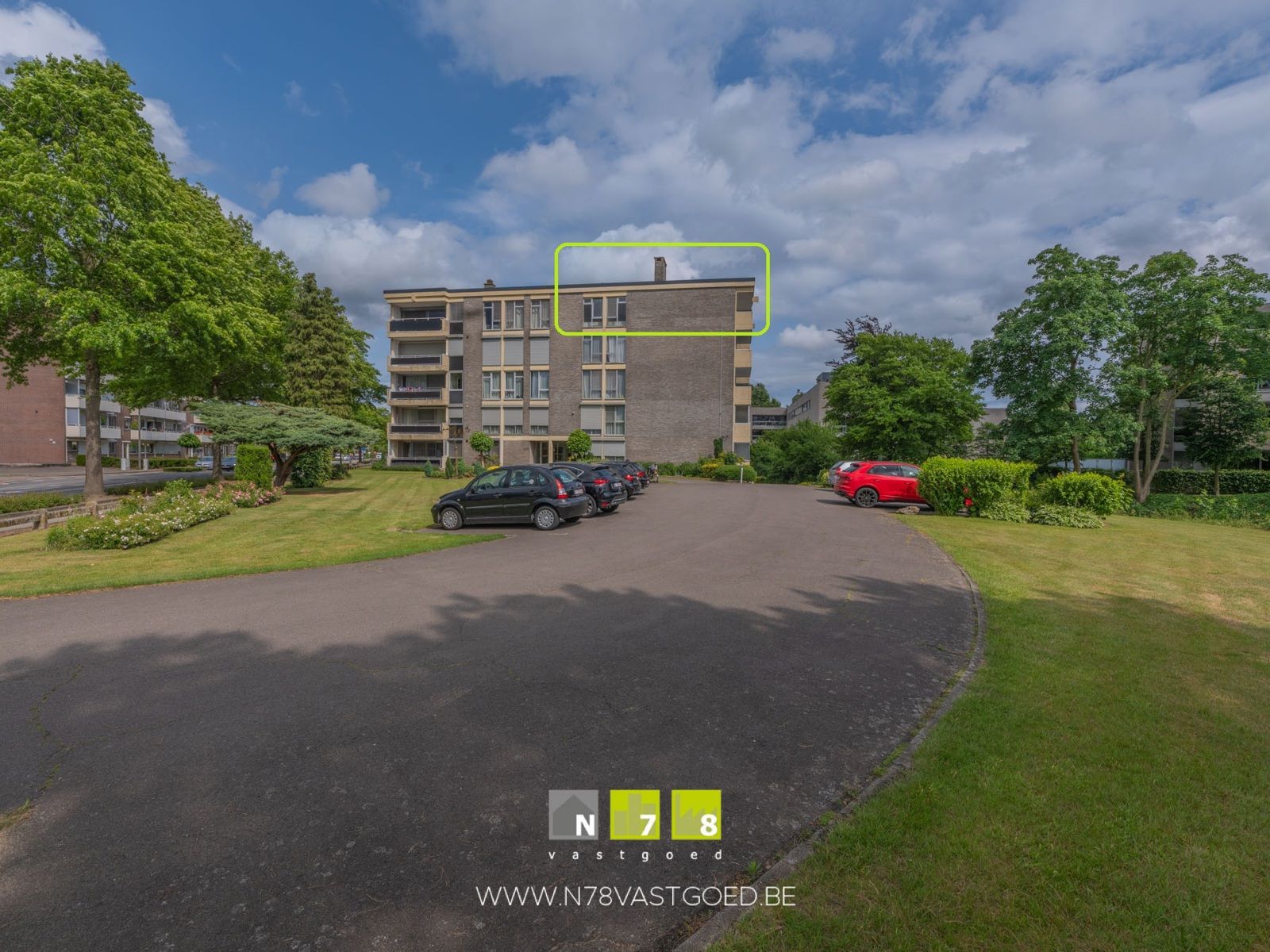 Appartement te koop foto {{pictureIndex}}