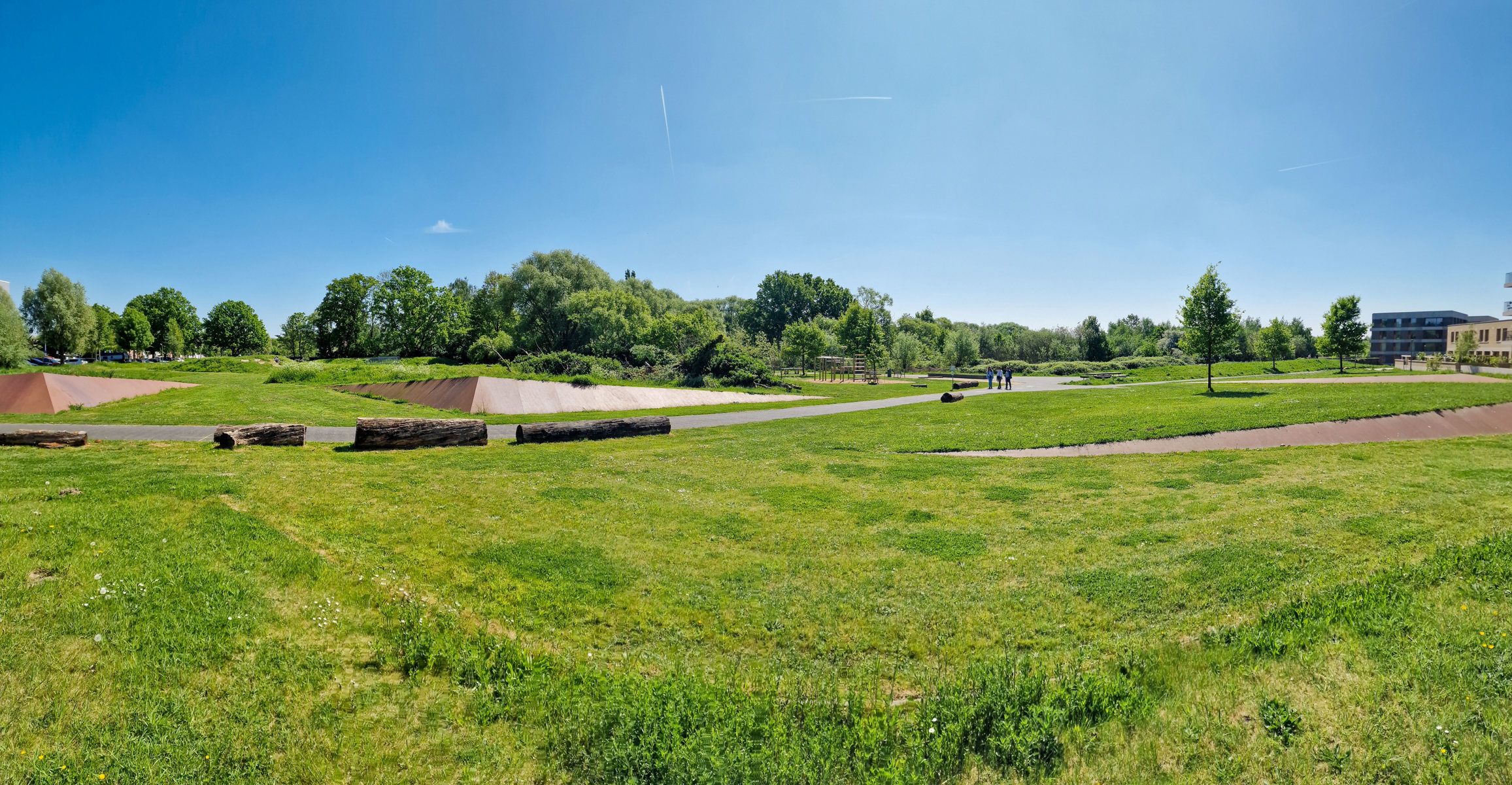 Gemeubeld 1K appartement omringd door park en natuur  foto 17
