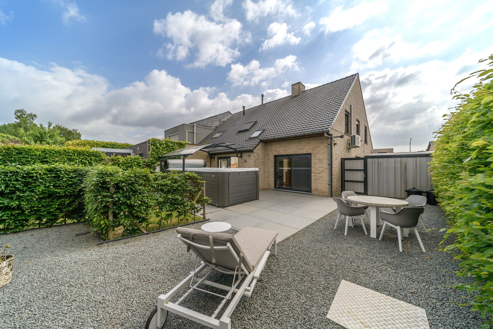 Uiterst rustig gelegen (kangoeroe)woning foto 12