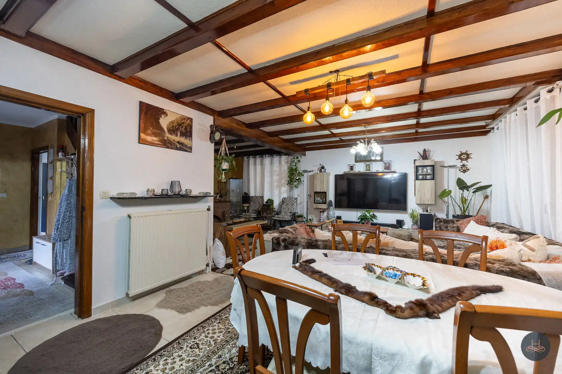 Tijdloze villa vol potentieel foto 14