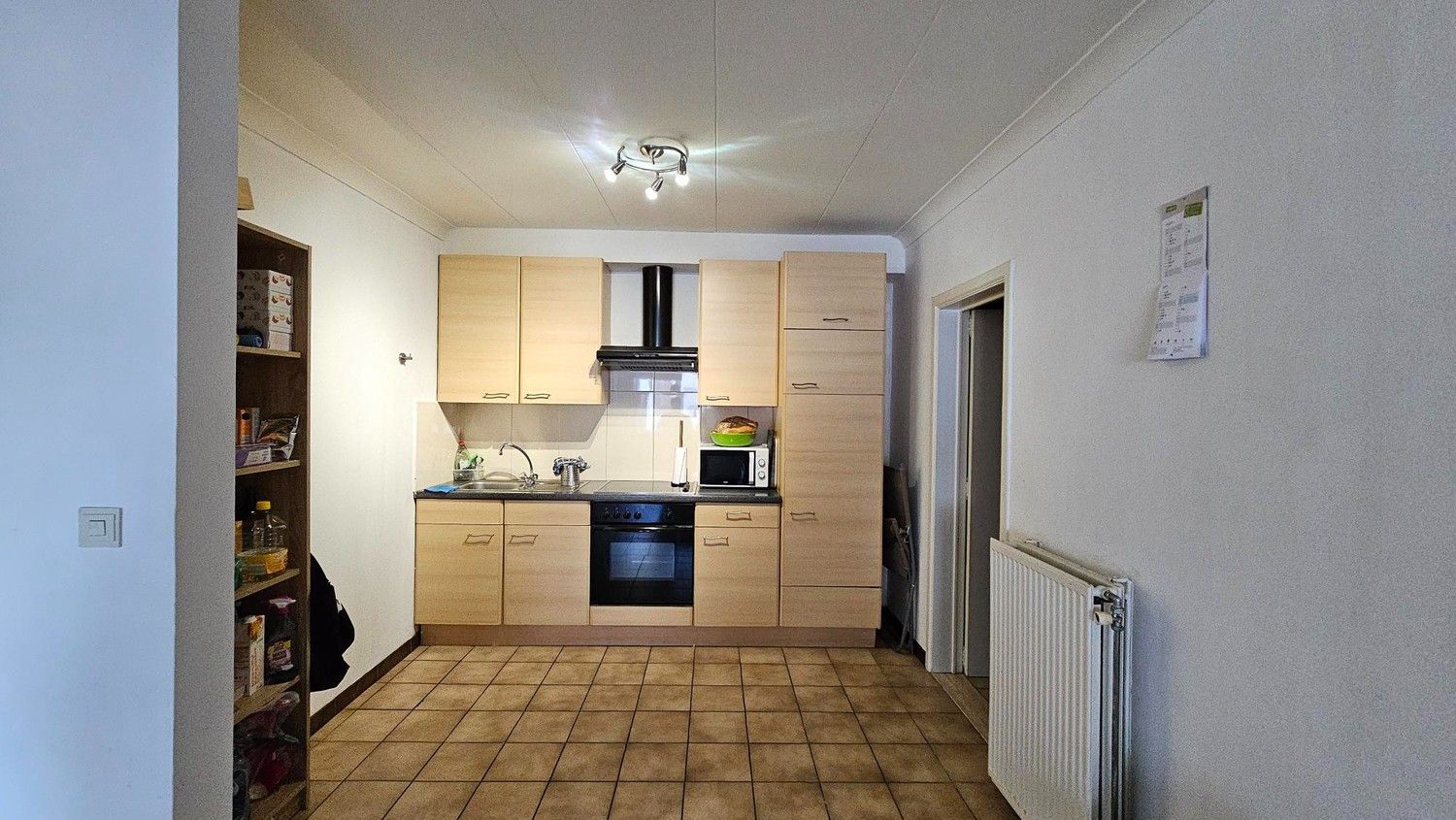 Appartement met 1 slaapkamer en autostaanplaats. foto 3