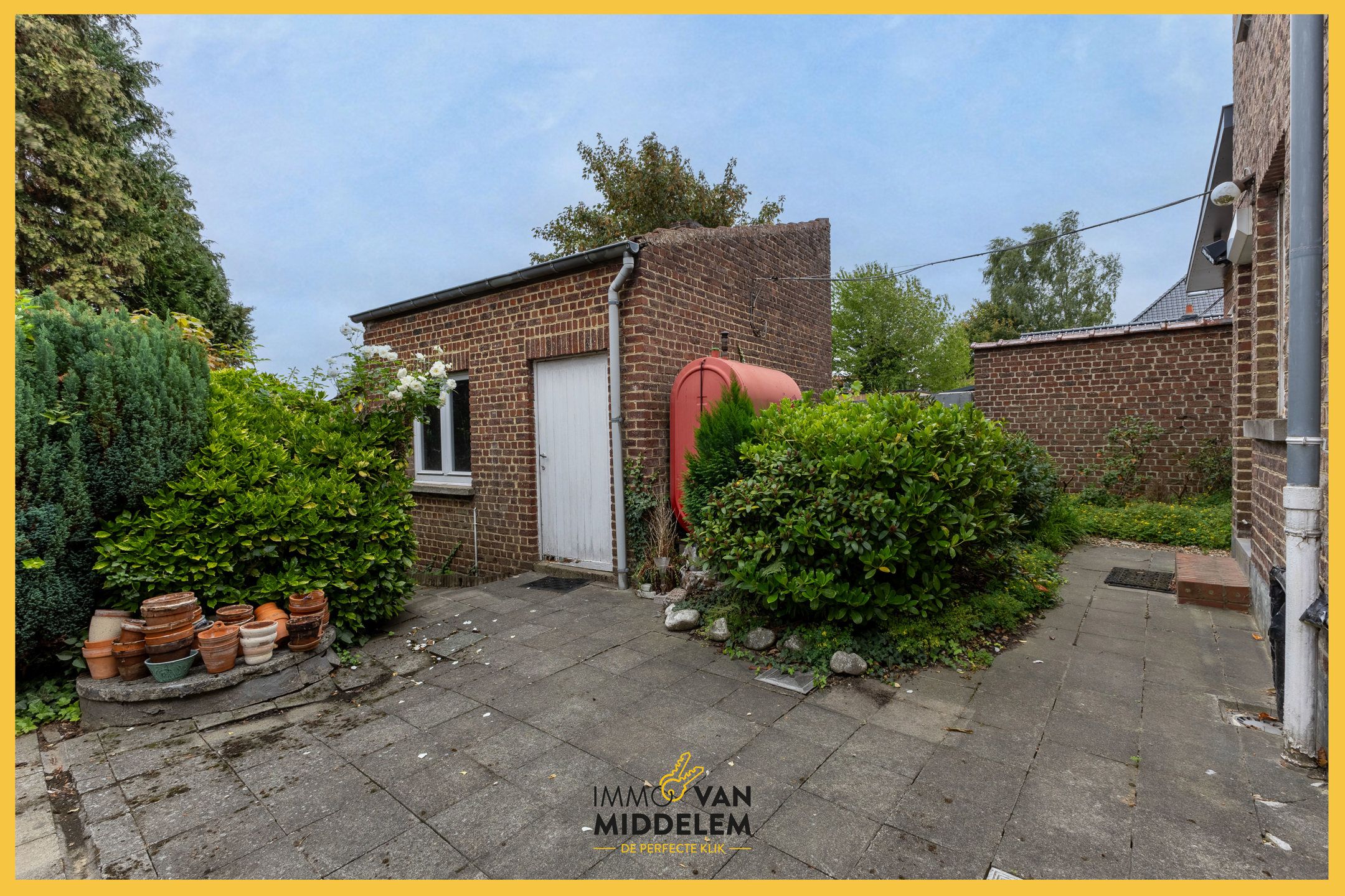 TE RENOVEREN 3-GEVELWONING foto 16
