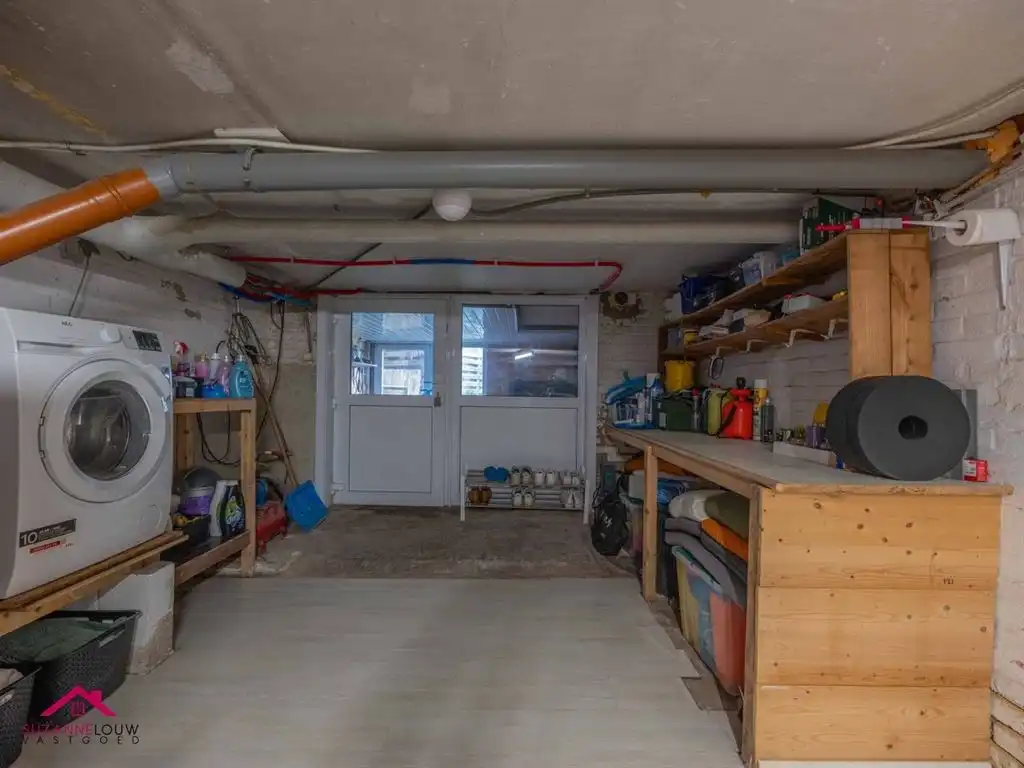 Gezellige en instapklare, half vrijstaande woning met veranda foto 38
