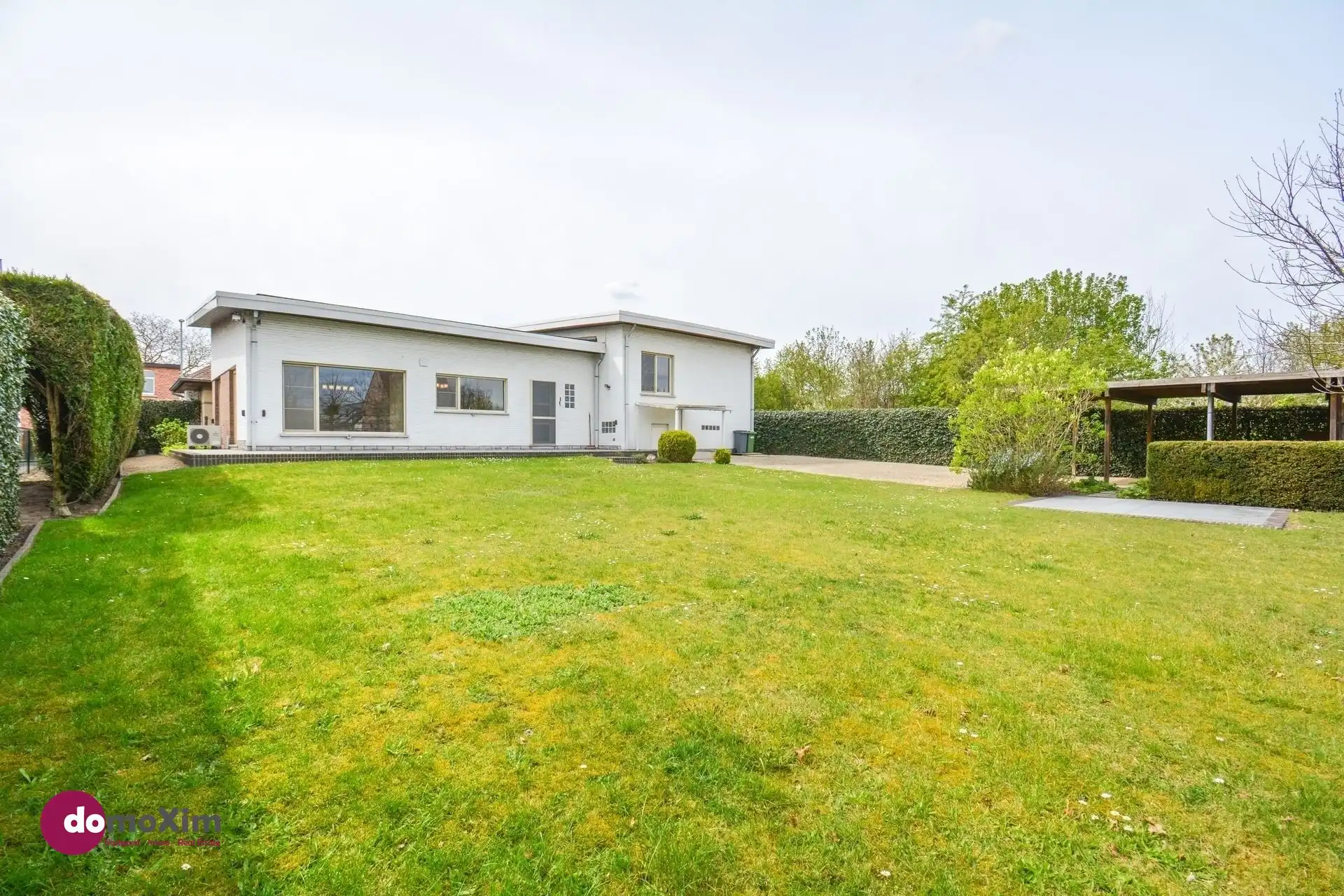 Ruime woning met kantoorruimte in het centrum van Hever foto 25