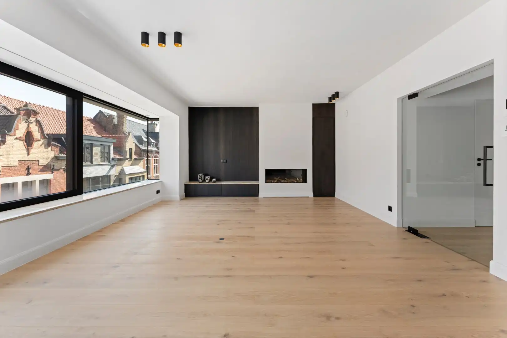 Luxueus gerenoveerd appartement met autostaanplaats in het hartje van Nieuwpoort  foto 5