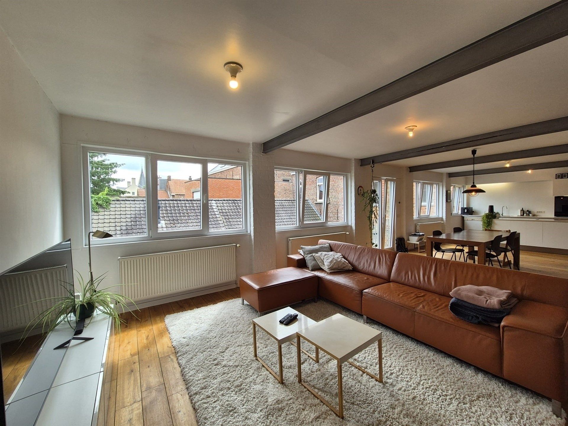 Uitzonderlijke ruime woning voor maximum 1 jaar. foto 14