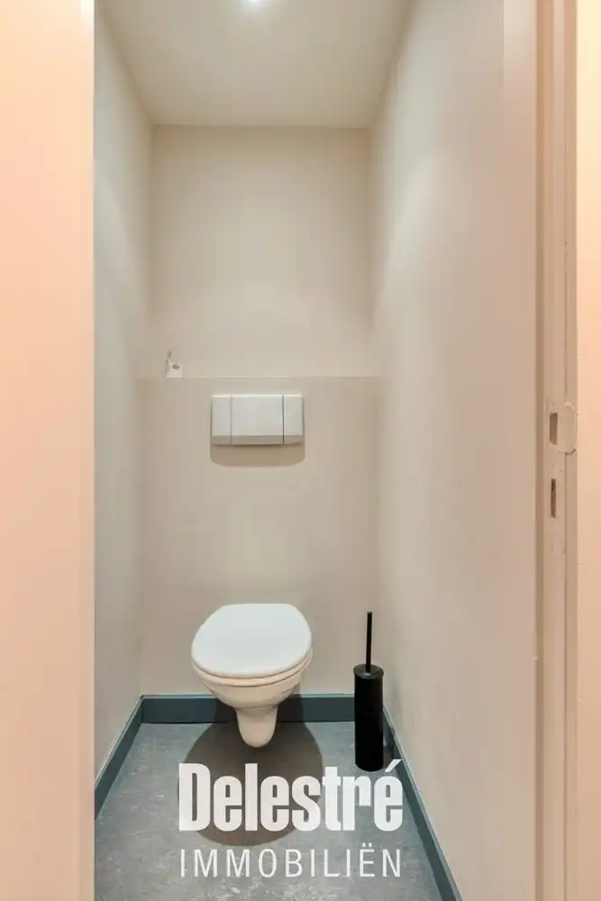 Commerciële topligging met woonst (vakantieappartement) op de Albert I Laan – Residentie Mirhras foto 25