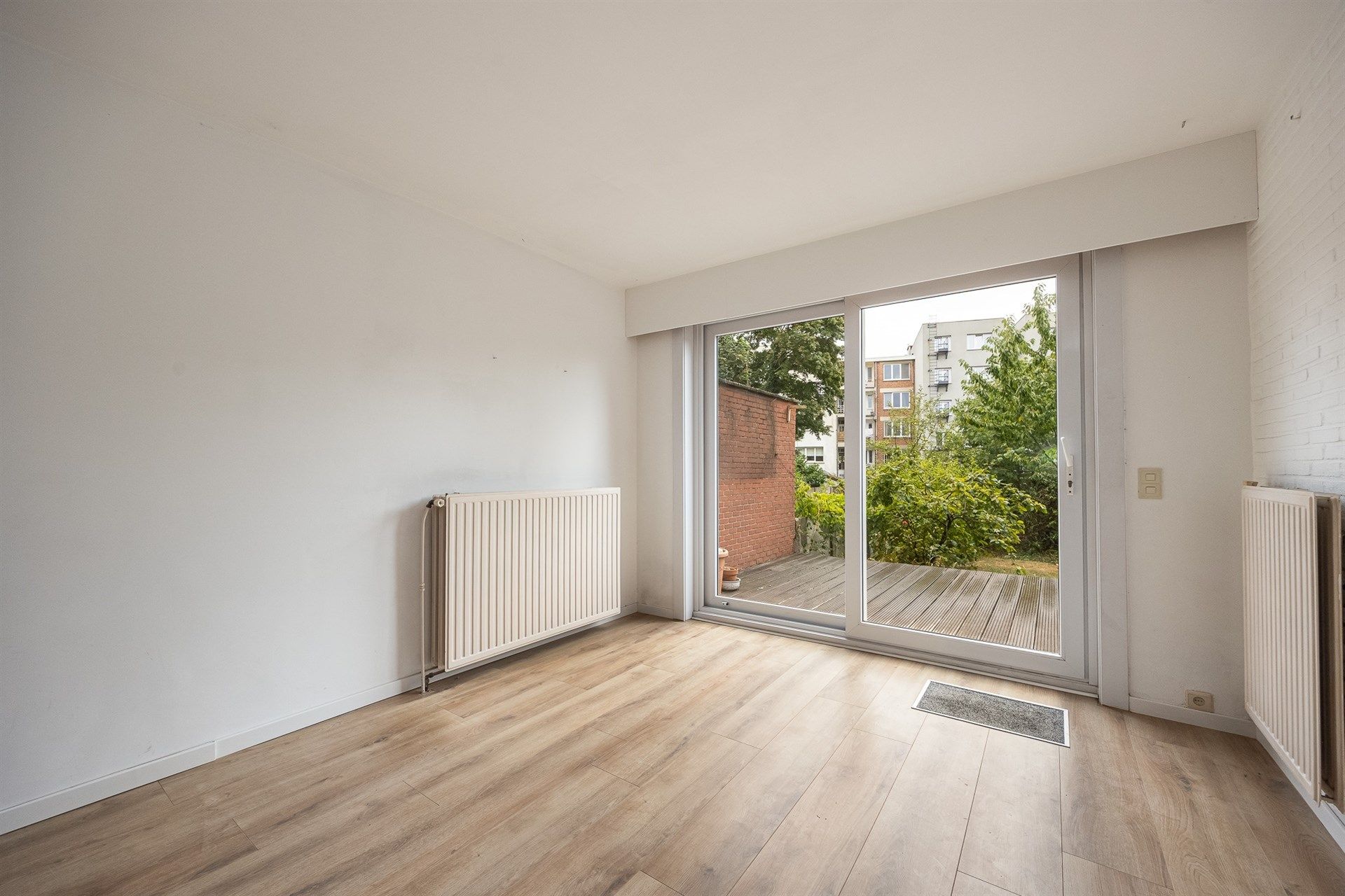 Gelijkvloerse instapklare duplex met tuin en mogelijkheid tot Praktijkruimte in Borgerhout Extra Muros foto 17