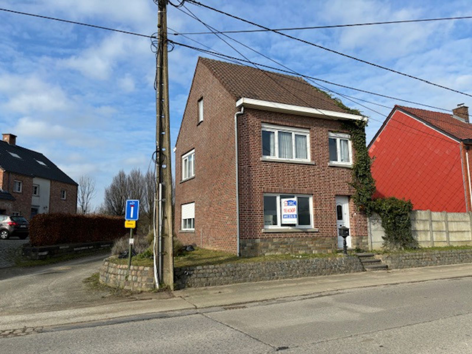 Hoekwoning met tuin en garage foto 2