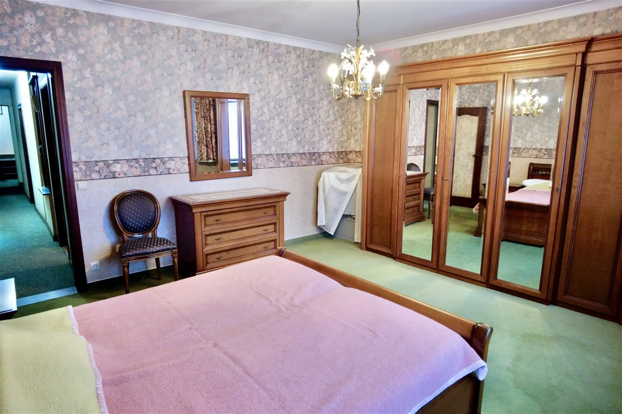 Commercieel pand met woonst op toplocatie. foto 23