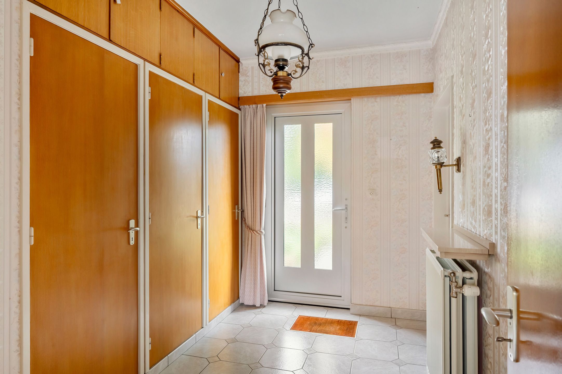 Goed onderhouden gelijkvloerse woning met 4 slaapkamers foto 5