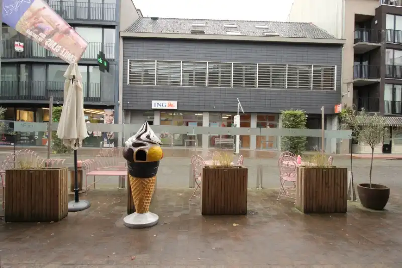 Winkel- of kantoorruimte in centrum Deinze foto 7