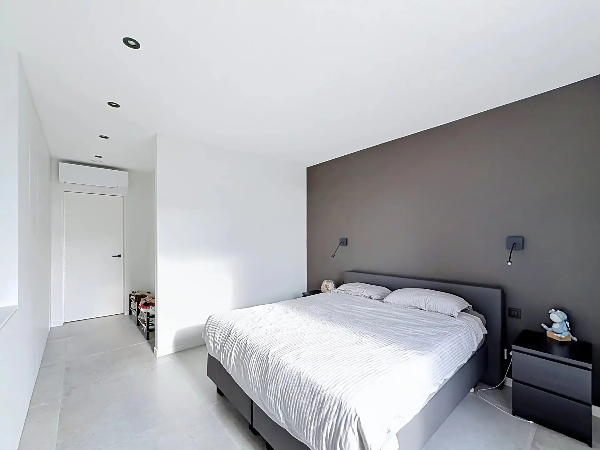 LUXUEUS APPARTEMENT OP DE BOVENSTE VERDIEPING IN HARTJE LOMMEL foto 17