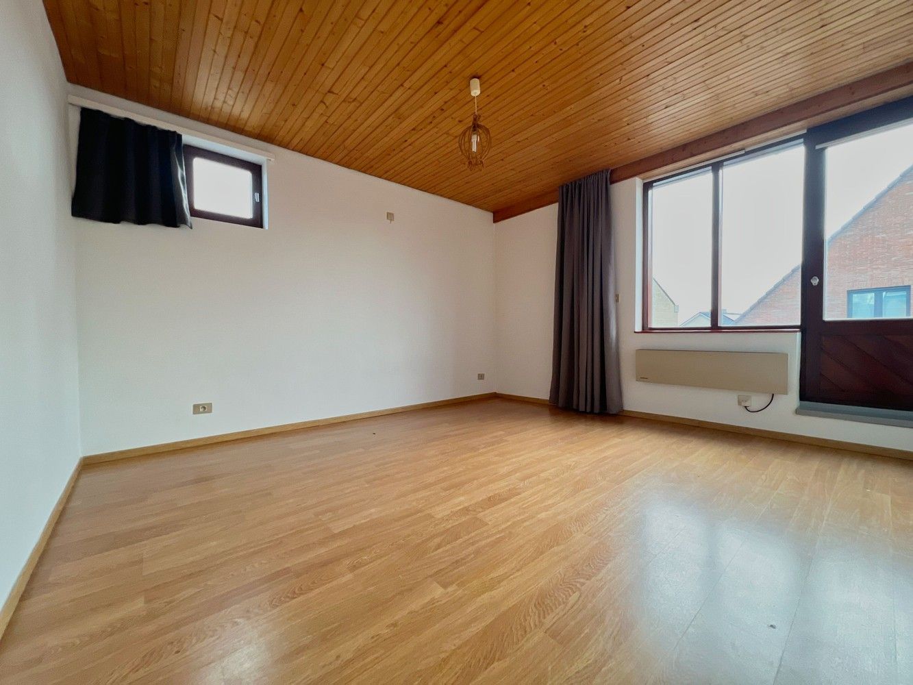 Instapklare, lichtrijke woning (4 slpks) + zonnige tuin foto 8