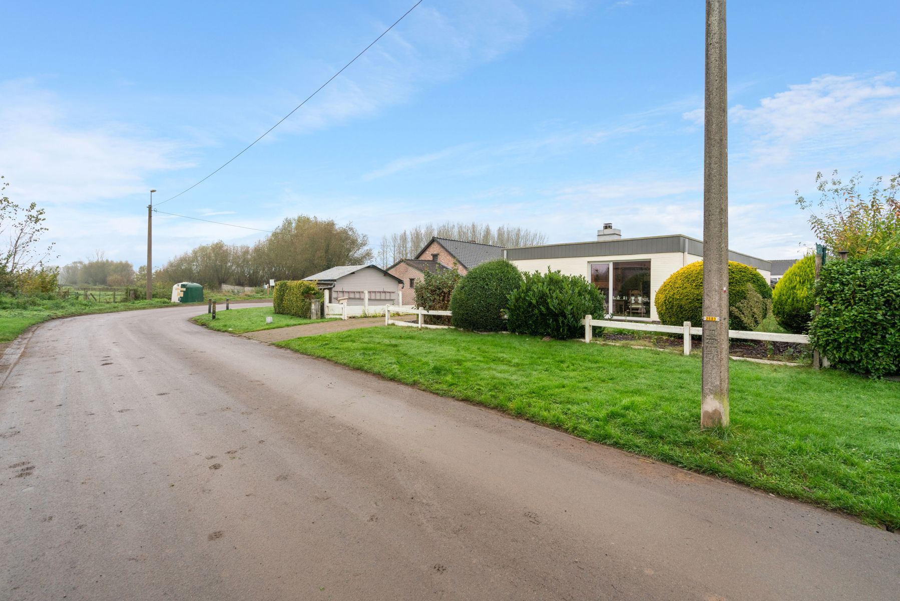 TE KOOP - Bungalow met 2 slaapkamers op rustige locatie foto 21