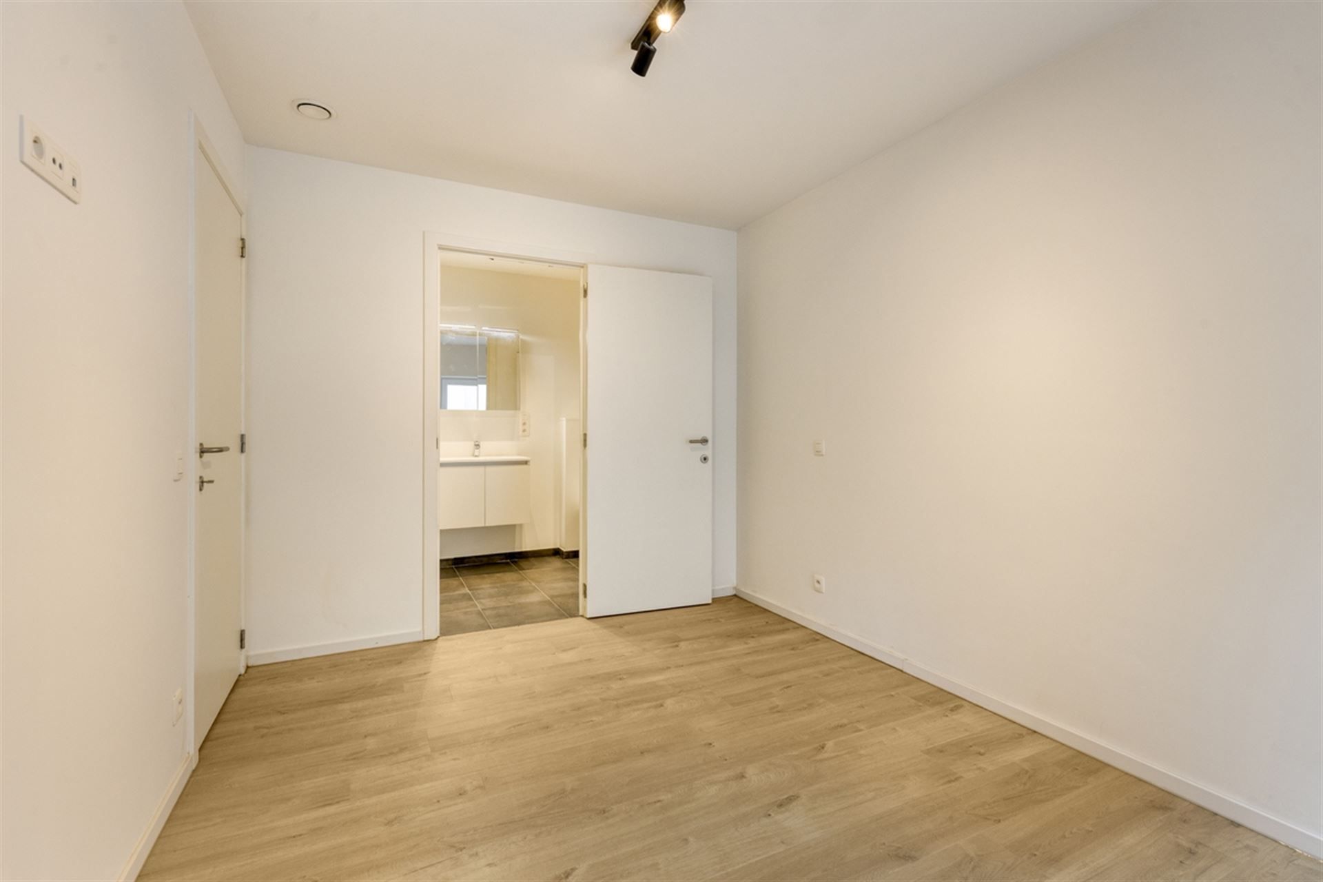 NIEUWBOUW / CENTRUM foto 11