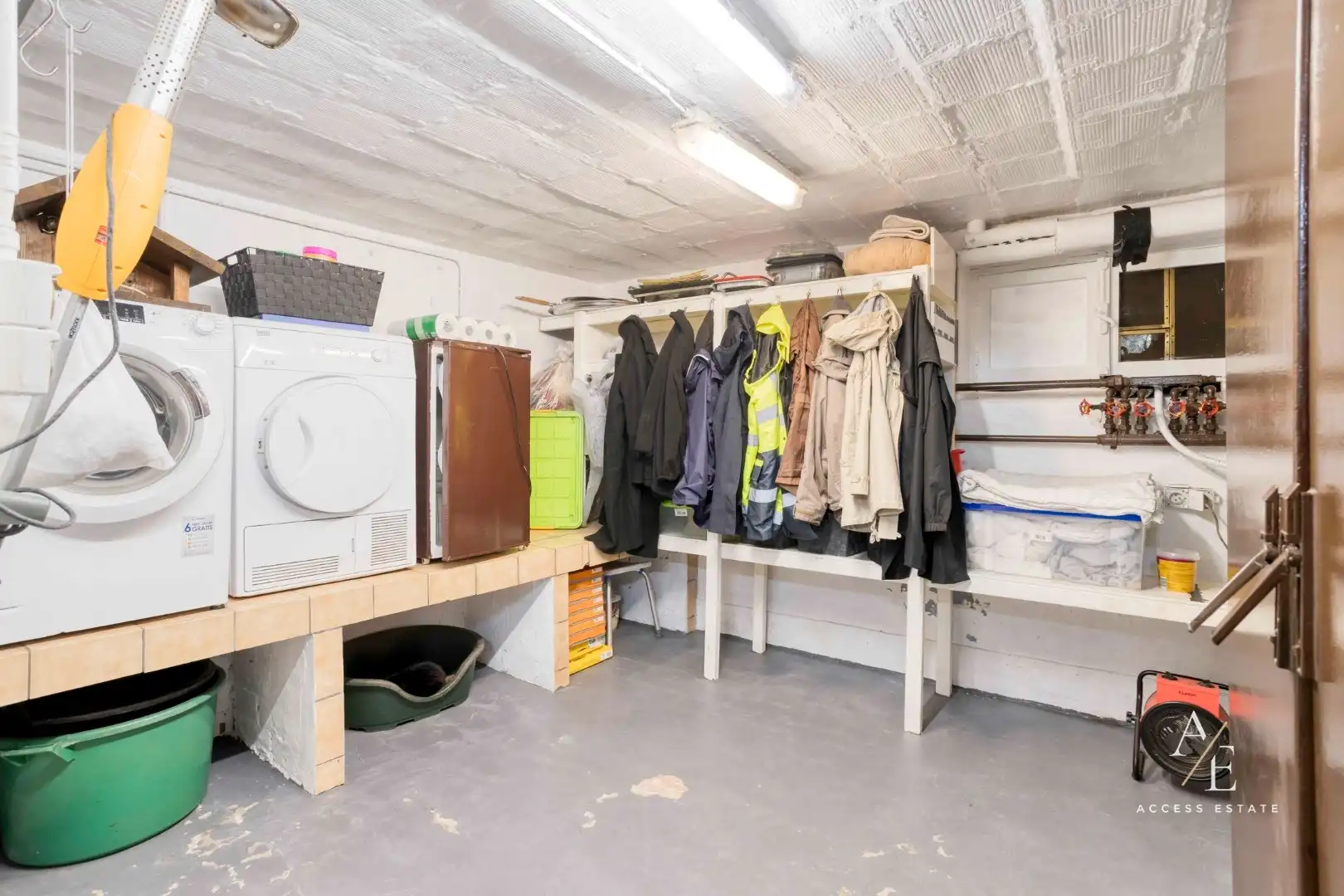 OOSTAKKER - Karaktervolle open bebouwing met grote tuin nabij het centrum foto 12