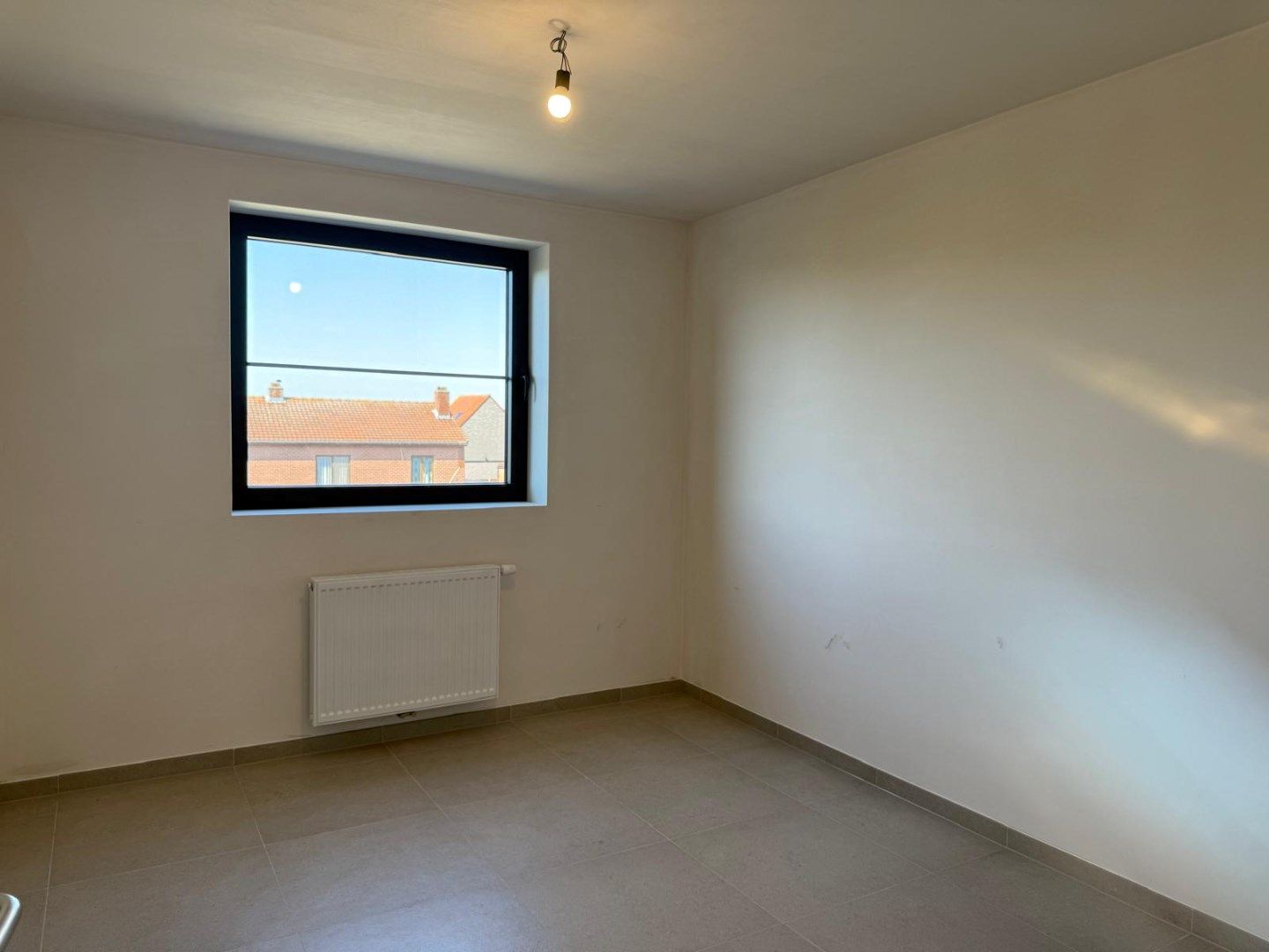 Instapklare nieuwbouwwoning in rustige recente woonwijk foto 19