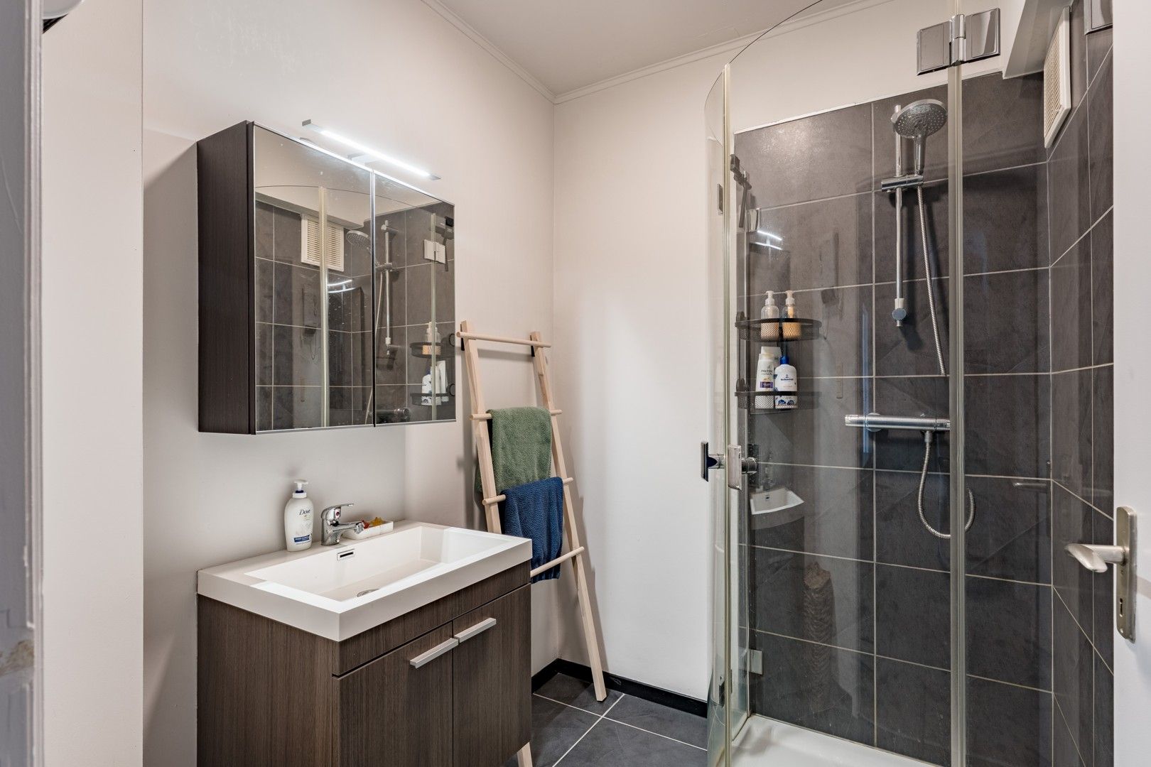 Ruim 2-slaapkamerappartement te koop foto 13