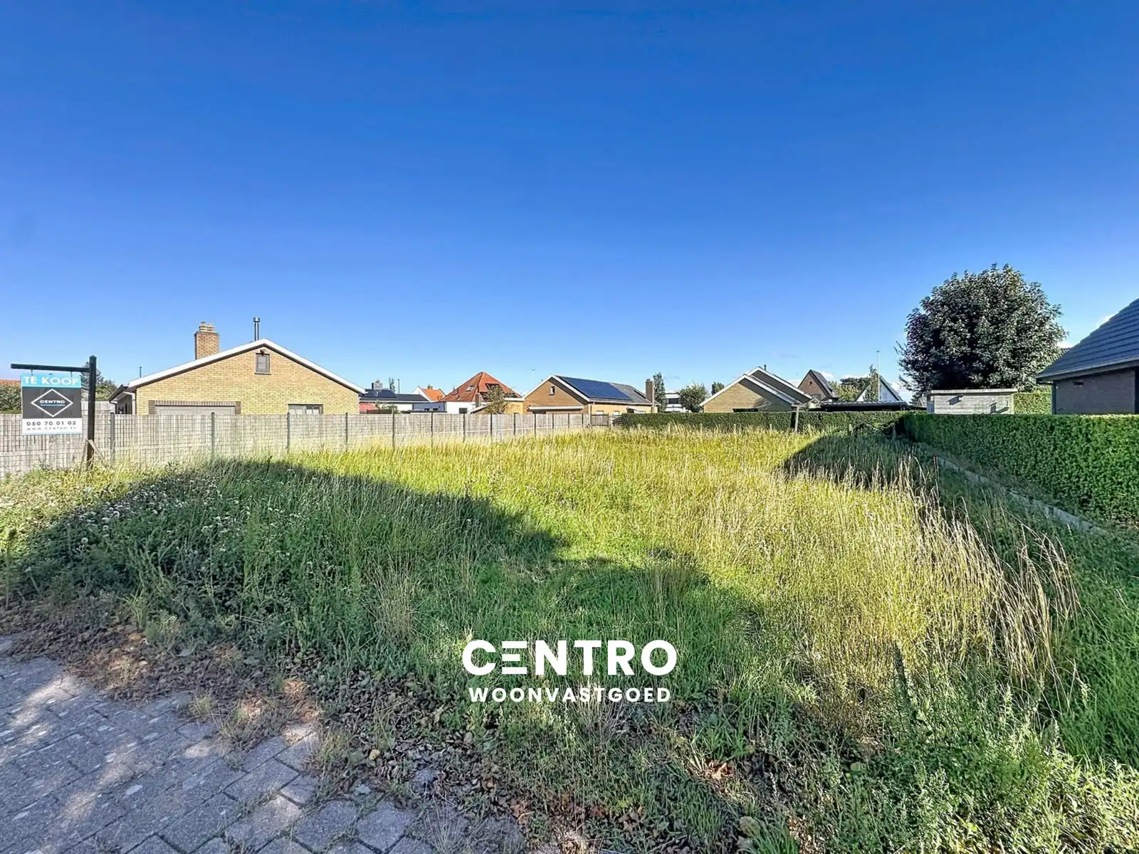 RESIDENTIEEL gelegen perceel bouwgrond te Uitkerke! foto {{pictureIndex}}