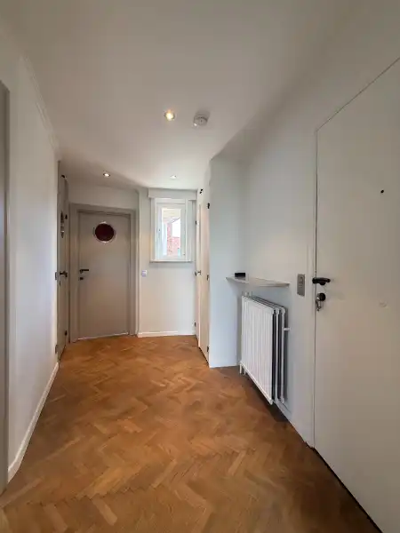 Lichtrijk dakappartement met ruim dakterras tussen Sint-Pietersstation en UZ Gent foto 12