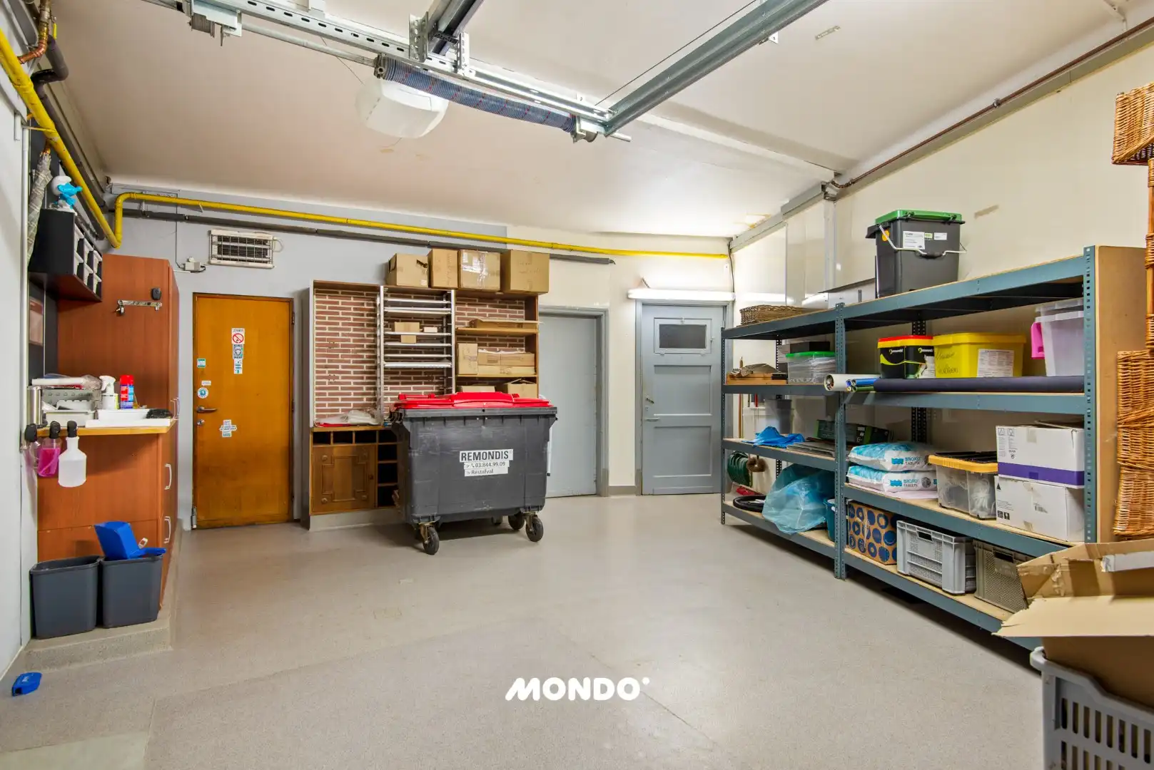 Multifunctioneel gebouw met woonst en commerciële mogelijkheden te Ruisbroek! foto 5