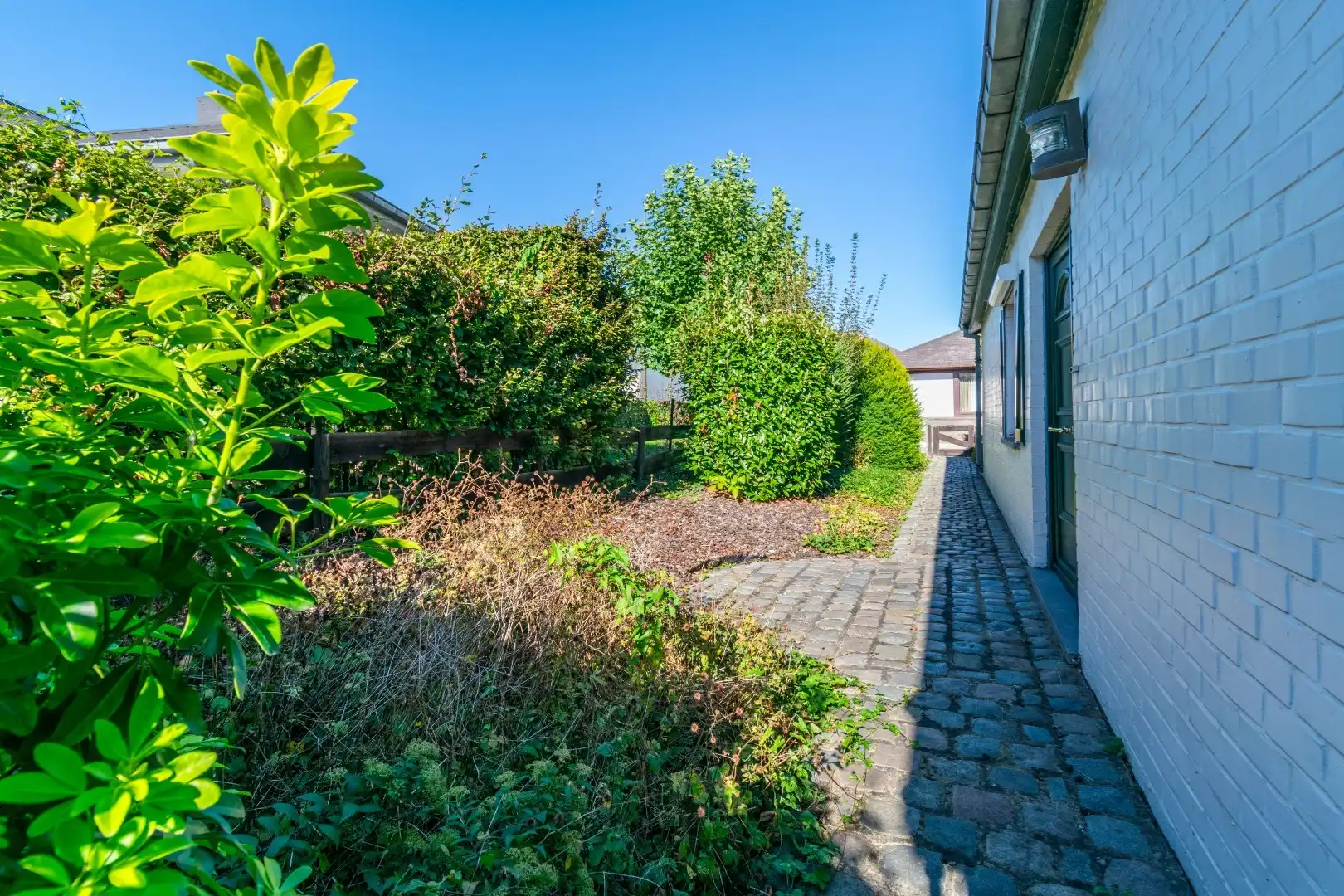LICHTRIJKE OPEN BEBOUWING MET 3 SLP, GARAGE & ZUID-TUIN foto 8
