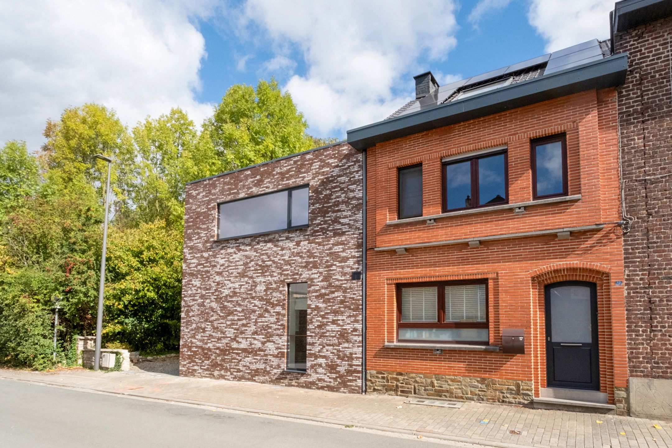 Huis te koop foto {{pictureIndex}}