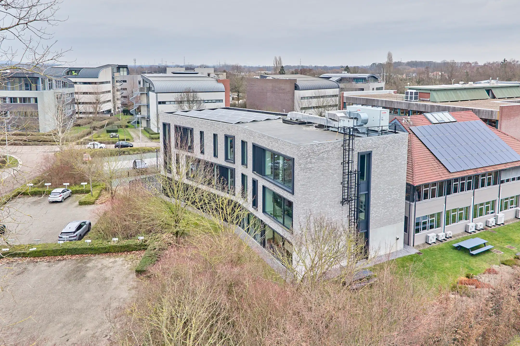 Kantoor te huur foto 2