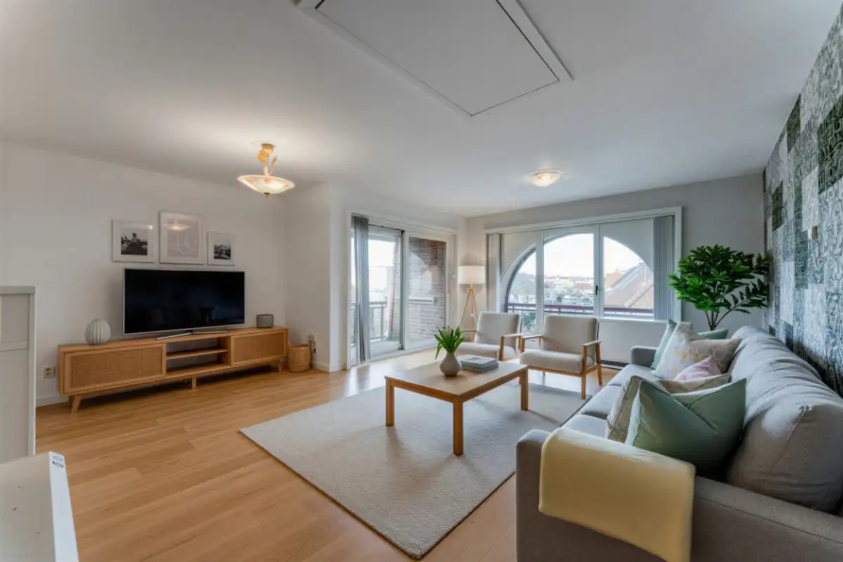 Ruim appartement met 3 slaapkamers in het centrum foto 3