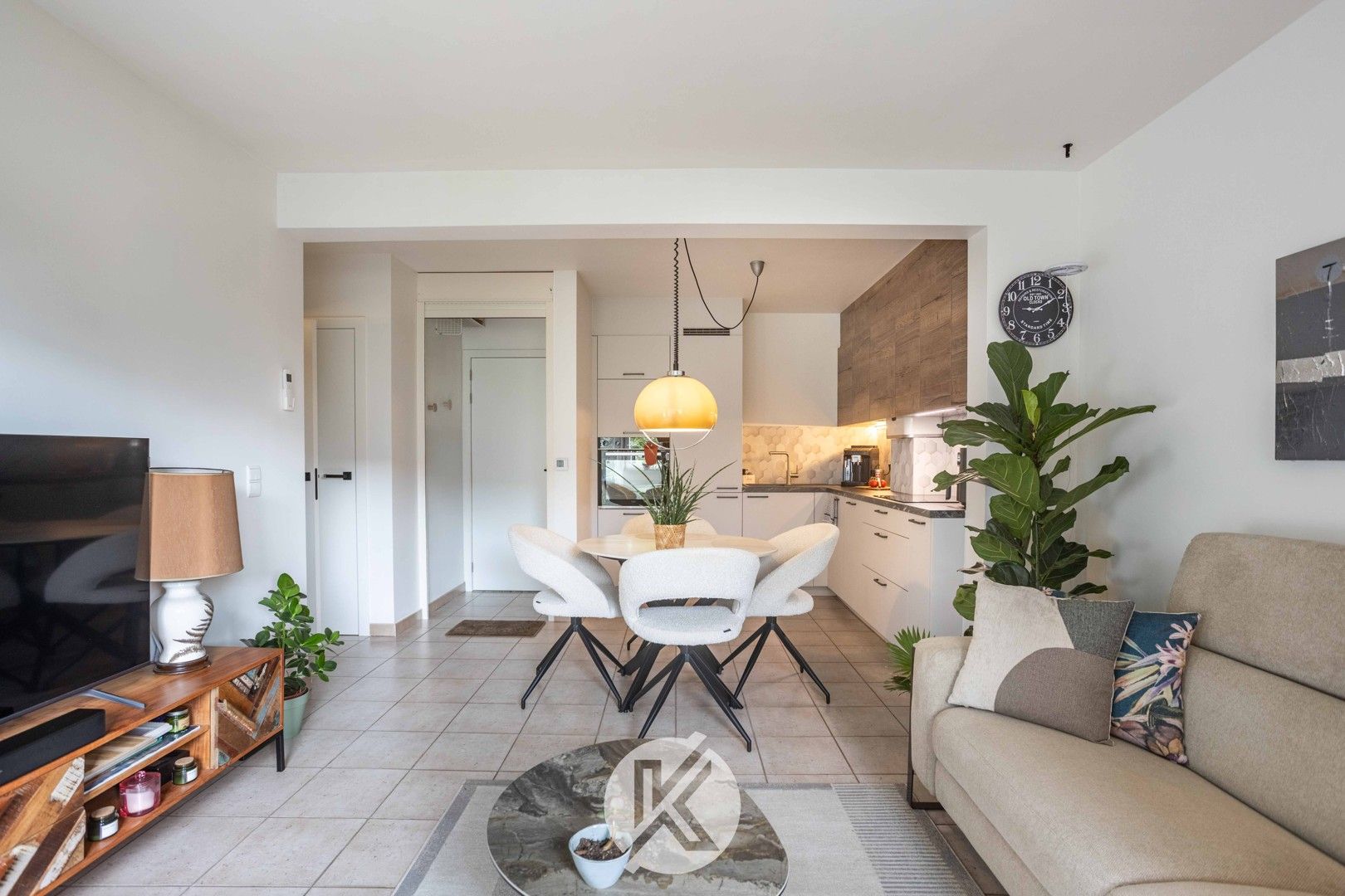 Smaakvol gelijkvloers appartement met tuin foto 3