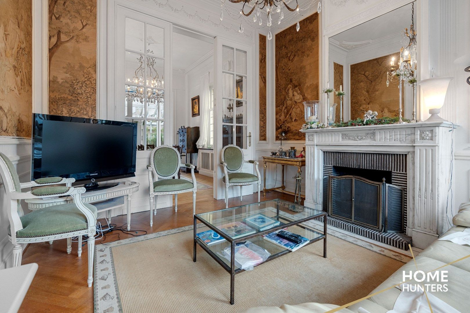 Unieke Herenwoning pal in het historische stadscentrum van Ieper met praktijkruimte foto 5