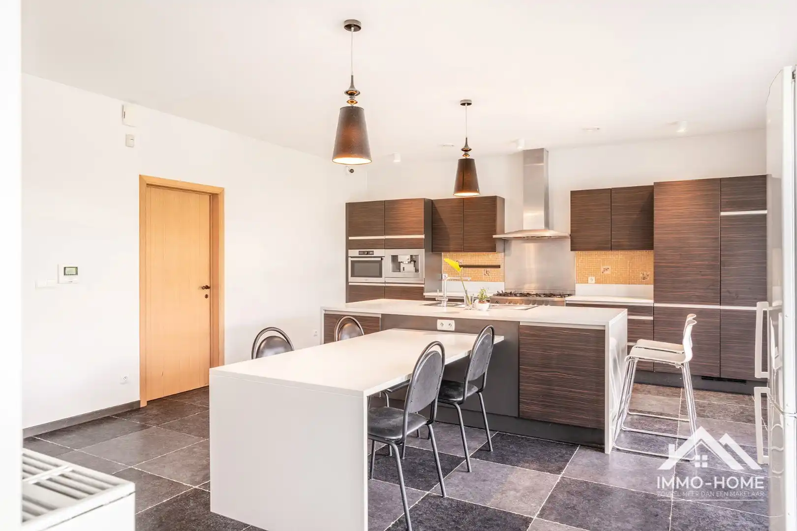Riante villa op toplocatie in Lochristi!  foto 6