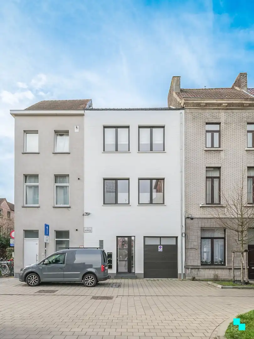 Gerenoveerd appartement met 2 slaapkamers en koer nabij Gent Dampoort foto 24