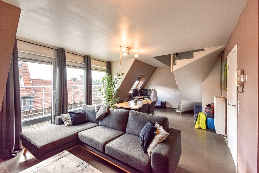 Recent duplexappartement met ruime slaapkamer in centrum van Gistel foto 2