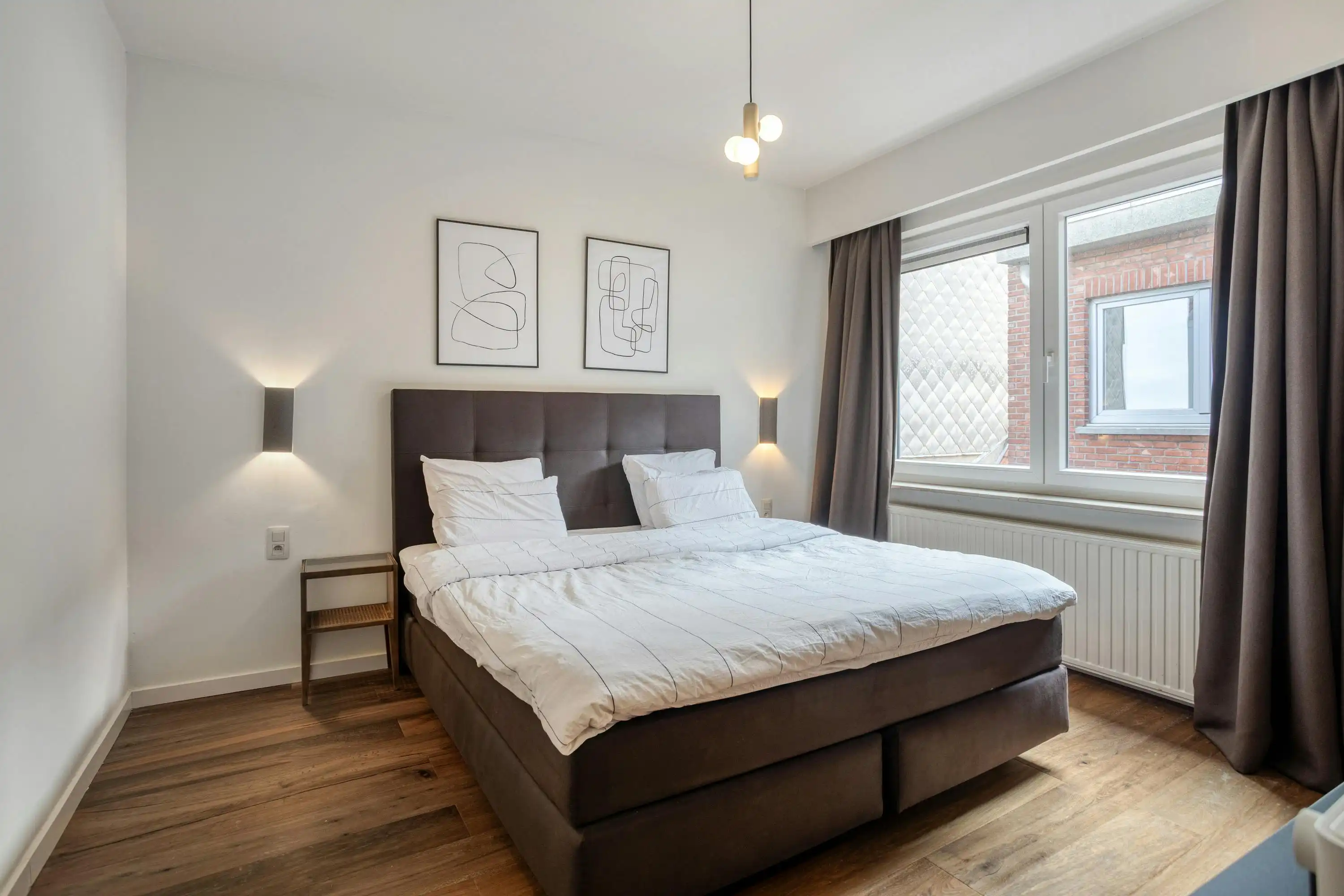 Kwalitatief appartement met 3 slaapkamers te koop in Merksem foto 11