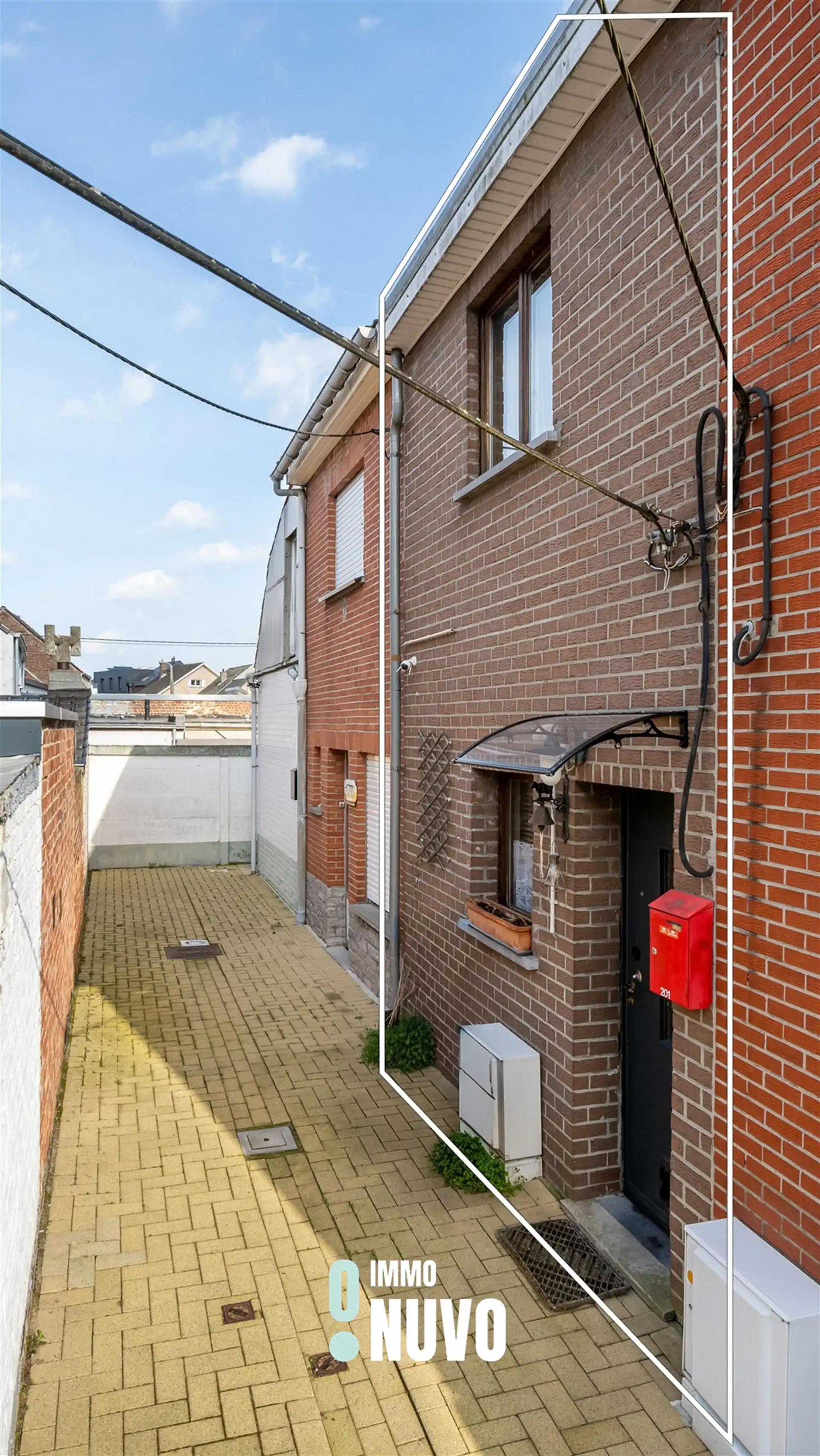 Woonhuis foto {{pictureIndex}}