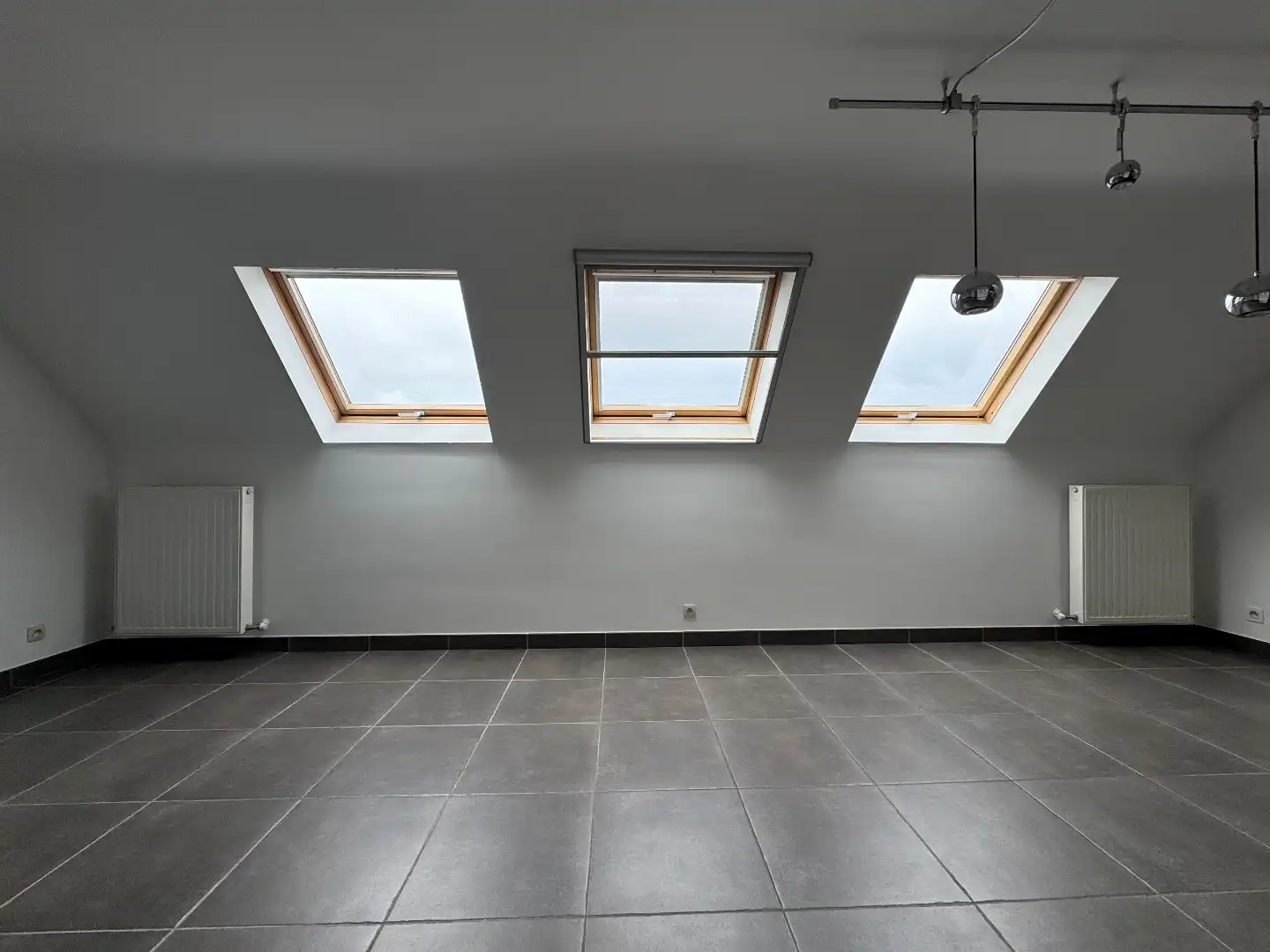 TE HUUR - Duplex appartement met 2slpk en terras foto 7