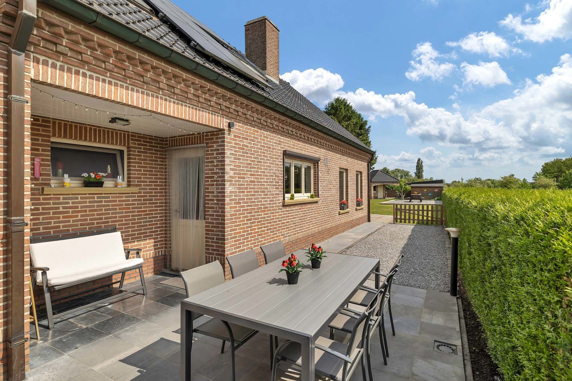 Ruime, prachtig gelegen woning met diverse mogelijkheden foto 28
