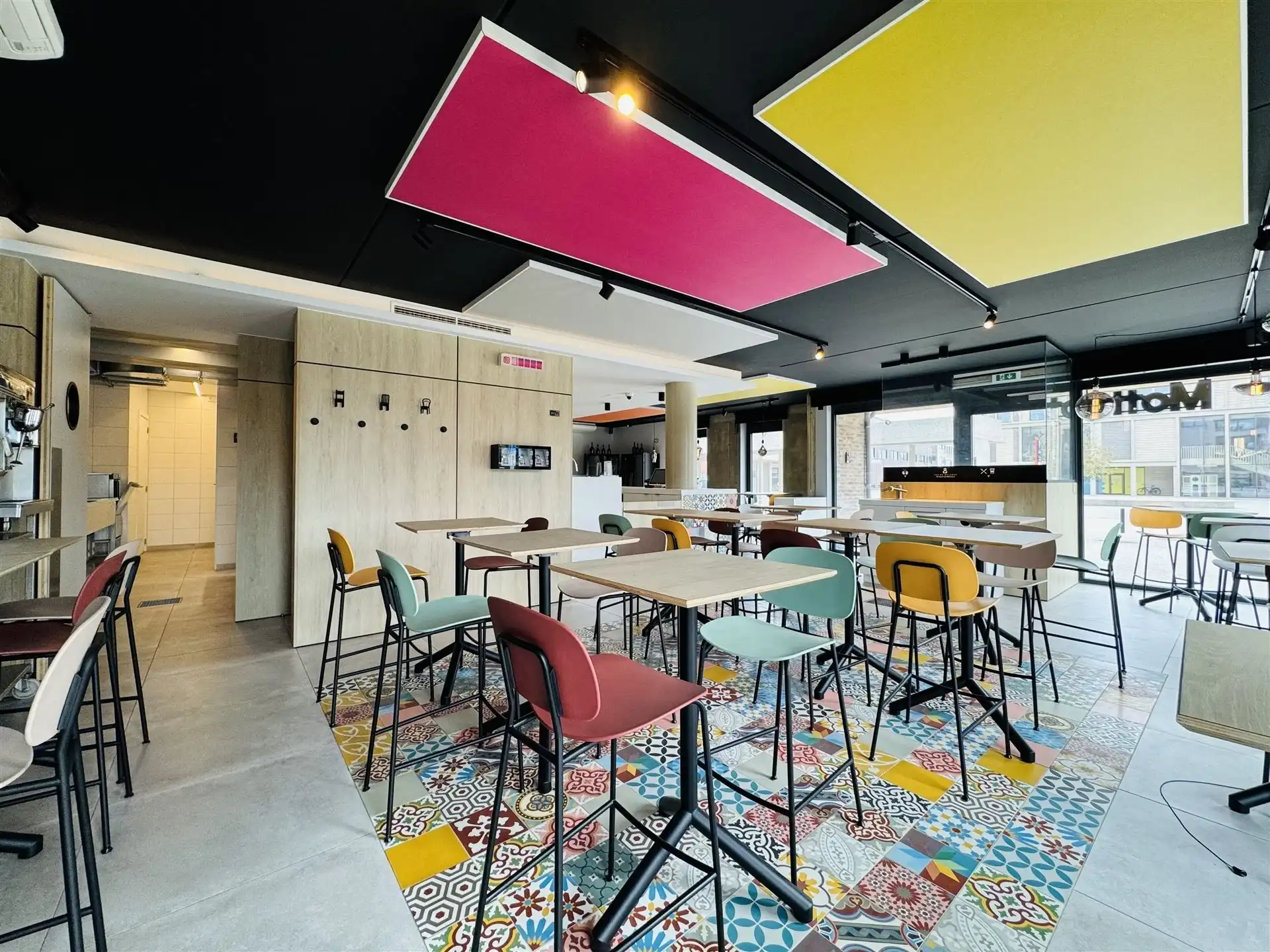 Volledig ingerichte handelszaak! foto 5