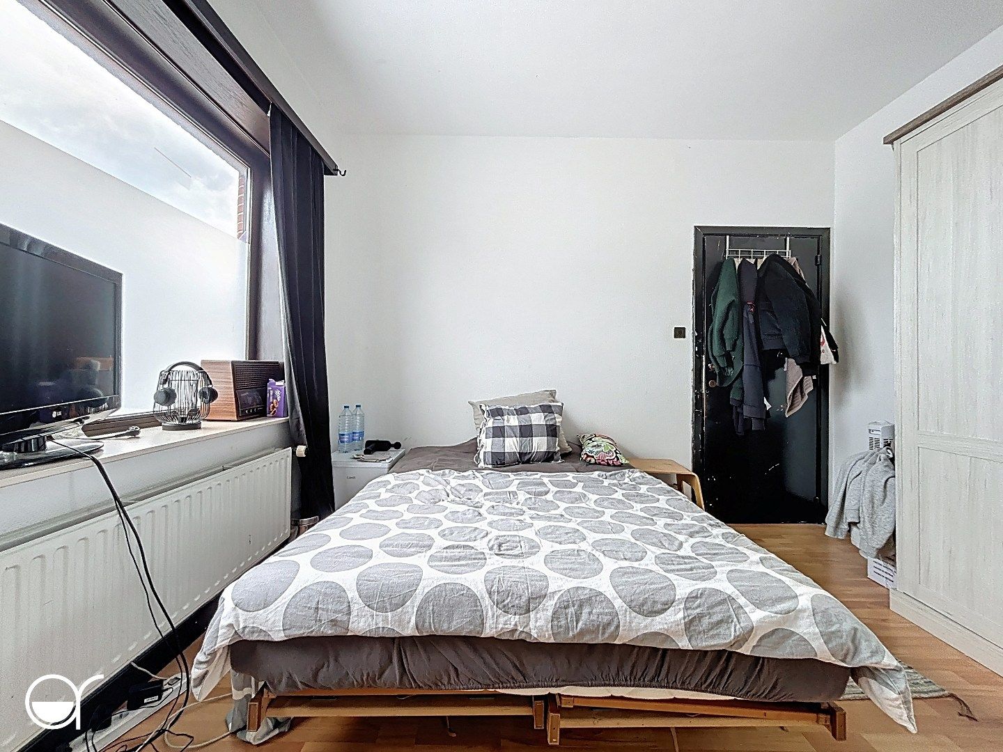 Te renoveren woning met zonnige tuin aan de Bourgoyen. foto 10