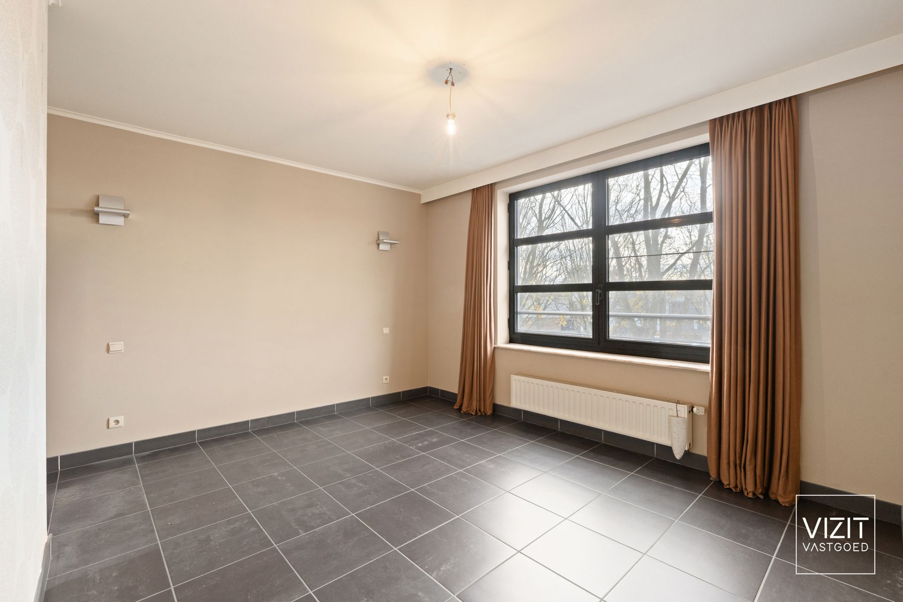 Appartement met twee slaapkamers en garage foto 8