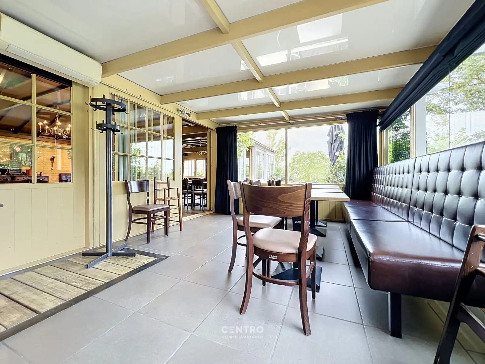 Prachtig, landelijk gelegen restaurant (150 couverts) op ± 3.400 m², VOLLEDIGE horeca-inboedel inbegrepen, met bewezen horeca-concept te HOOGLEDE! foto 21
